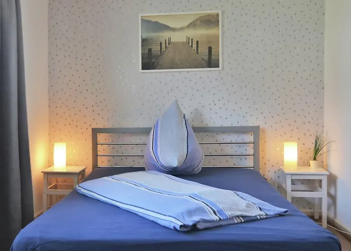 Im 1 Stock Bei Appartement *